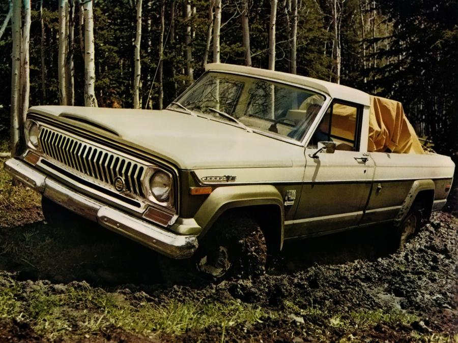  Jeep J4000 1971 года  (фото 1 из 2)